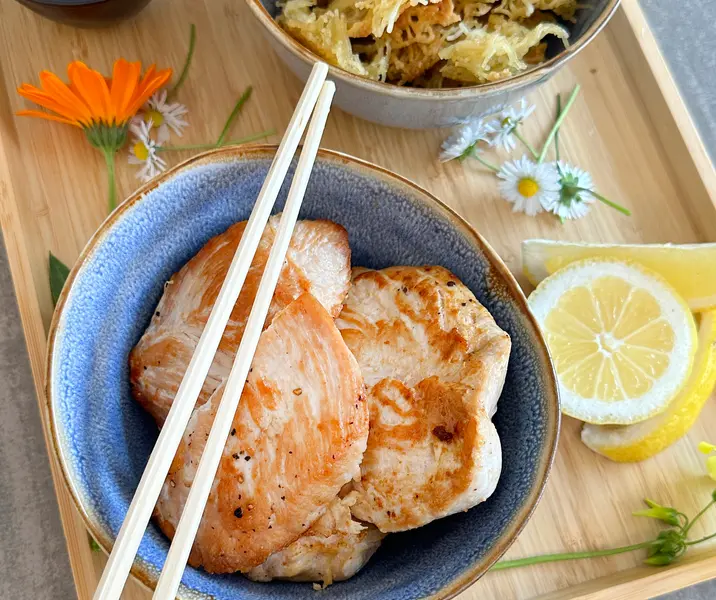 Filetitos ròstadh Fhrangach le noodles